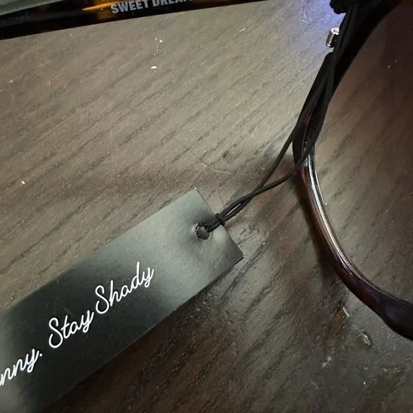 NWT Quay Australia Sweet Dreams Sunglasses Tortoise Brown Fade Oversized - Picture 5 of 8